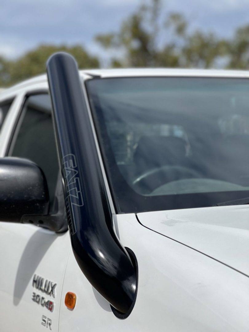 N70 Toyota Hilux 4" Short Entry Snorkel - Image 3